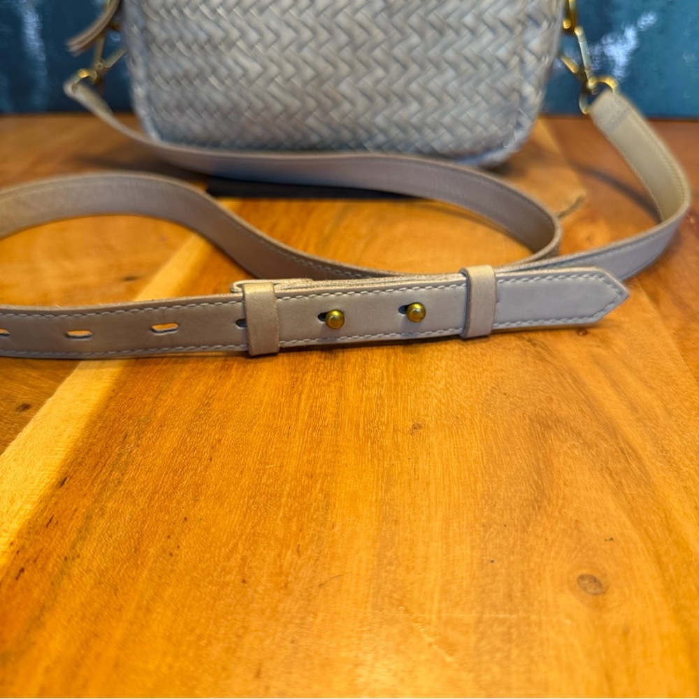 Madewell Transport Camera Bag: Woven Leather Edition (EUC) - Picture 8 of 14